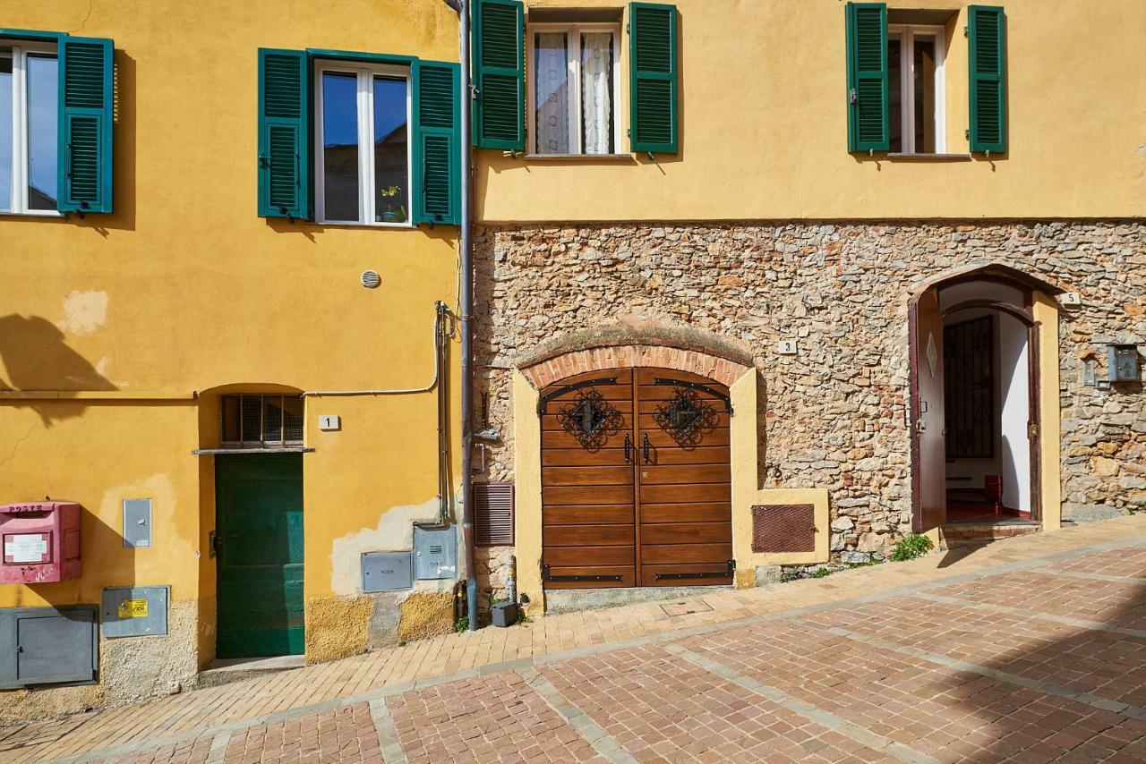 Acasadigiuly Villa Ceriale Eksteriør billede