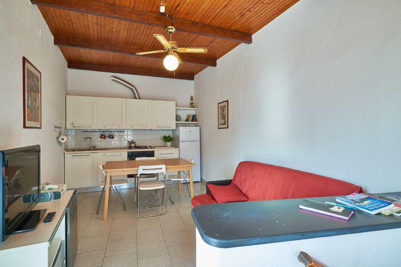 Acasadigiuly Villa Ceriale Eksteriør billede